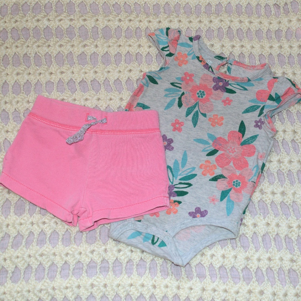 Adorable 2 Piece Baby Girl Outfit